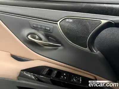 Lexus ES 2023 2.5 гидро в Москве № 1917206, миниатюра 11