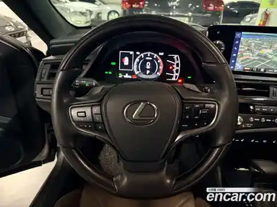 Lexus ES 2023 2.5 гидро в Москве № 1917206, миниатюра 9