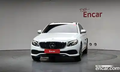 Mercedes-Benz E-Class 2020 1.9 гидро, миниатюра 3