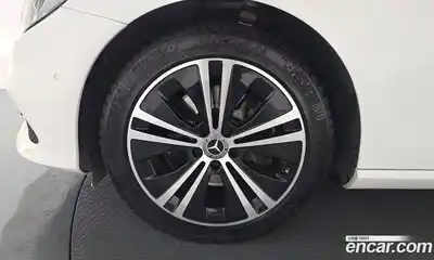 Mercedes-Benz E-Class 2020 1.9 гидро, миниатюра 5