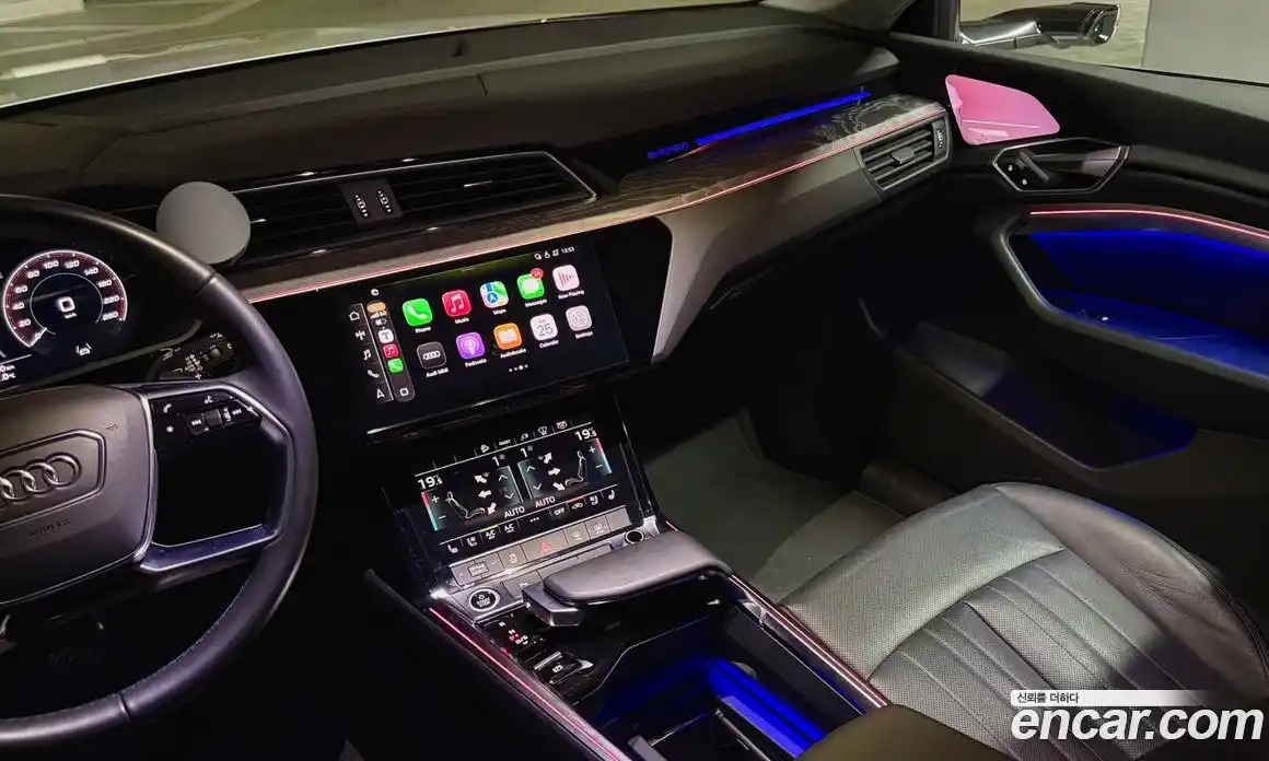 Audi e-tron 2021 гидро в Москве № 1981521, фото 4