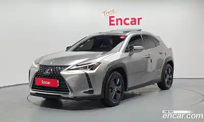 Lexus UX, 2021