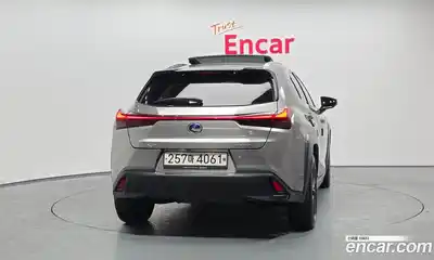 Lexus UX 2021 2.0 гидро в Москве № 198862, миниатюра 4