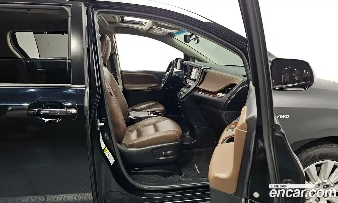 Toyota Sienna 2017 3.5 гидро в Москве № 199643, фото 11