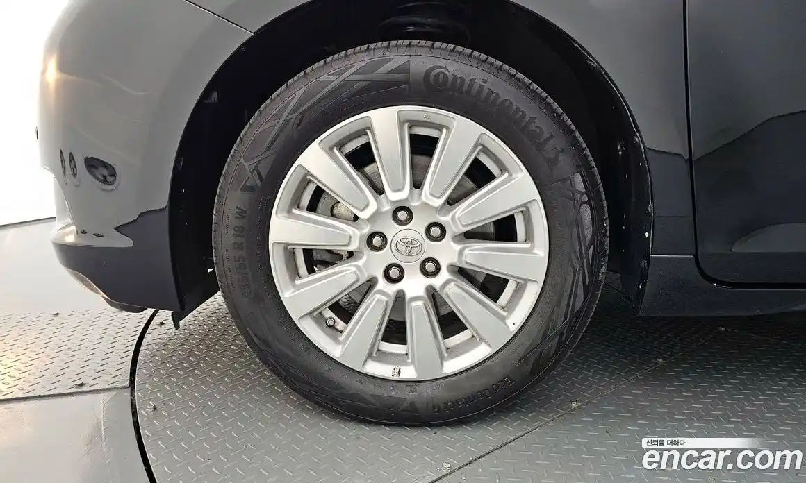 Toyota Sienna 2017 3.5 гидро в Москве № 199643, фото 5