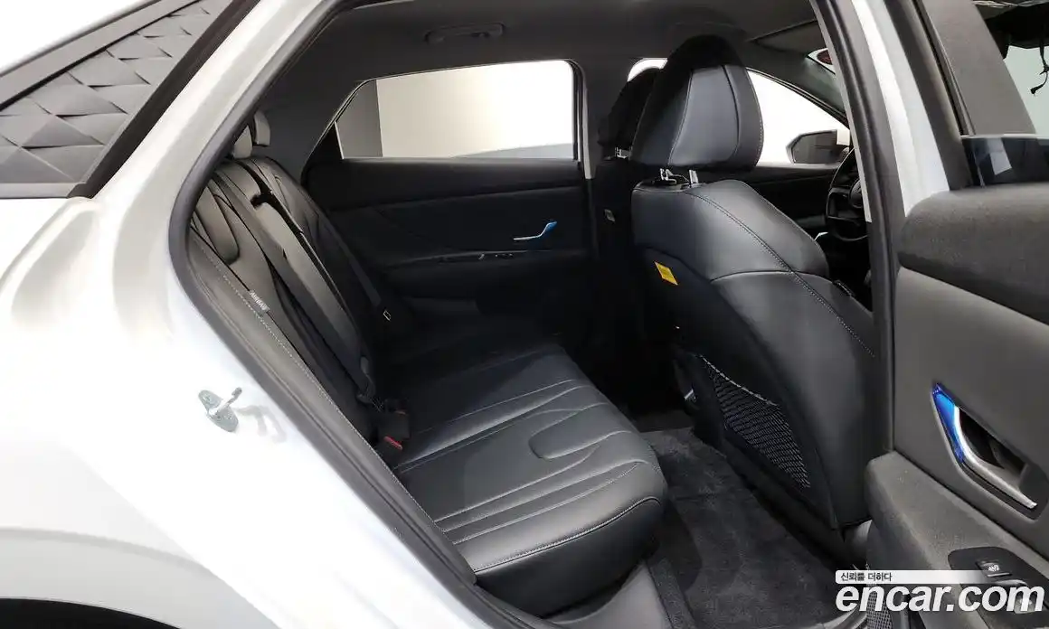 Hyundai Avante 2024 1.6 гидро в Москве № 2049667, фото 16