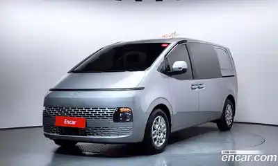 Hyundai Staria, 2025
