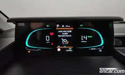 Hyundai Staria 2025 1.6 гидро в Москве № 2049711, миниатюра 11