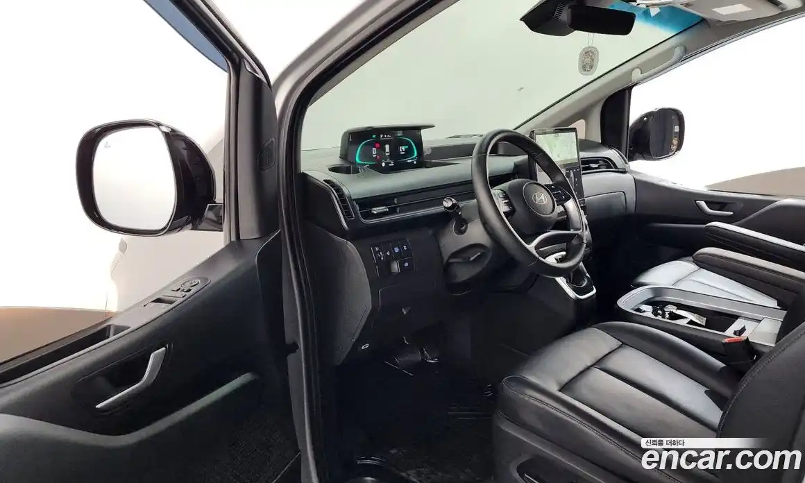 Hyundai Staria 2025 1.6 гидро в Москве № 2049711, фото 13
