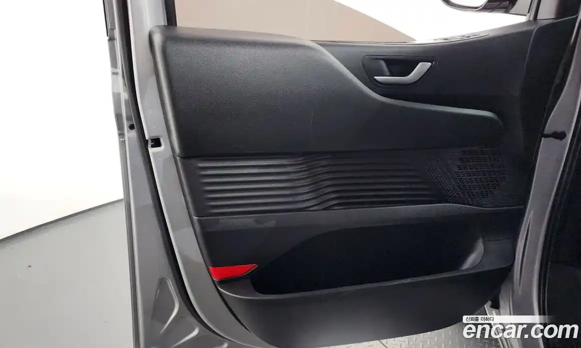 Hyundai Staria 2025 1.6 гидро в Москве № 2049711, фото 14
