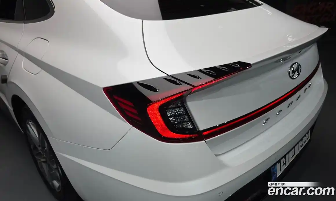 Hyundai Sonata 2022 2.0 гидро в Москве № 2049764, фото 8