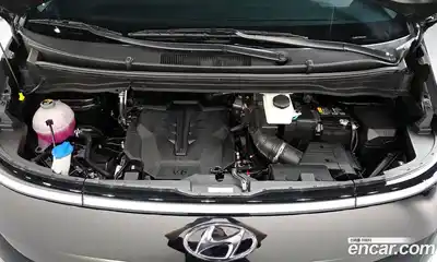 Hyundai Staria 2024 3.5 гидро в Москве № 2049788, миниатюра 5