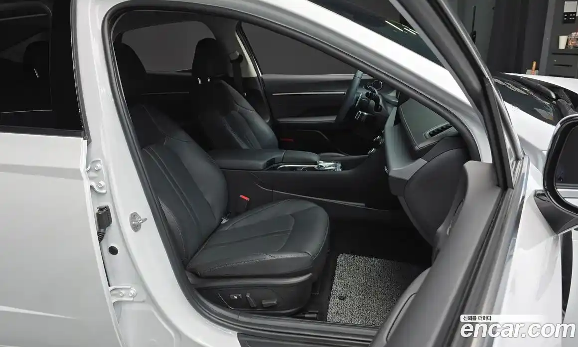 Hyundai Sonata 2025 1.6 гидро в Москве № 2049881, фото 17