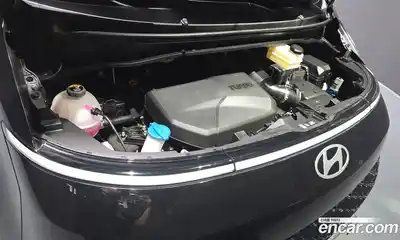 Hyundai Staria 2024 2.2 гидро в Москве № 2049942, миниатюра 6