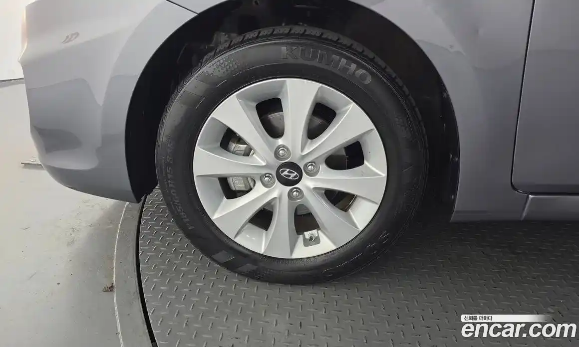 Hyundai Accent 2016 1.4 гидро в Москве № 2050015, фото 5
