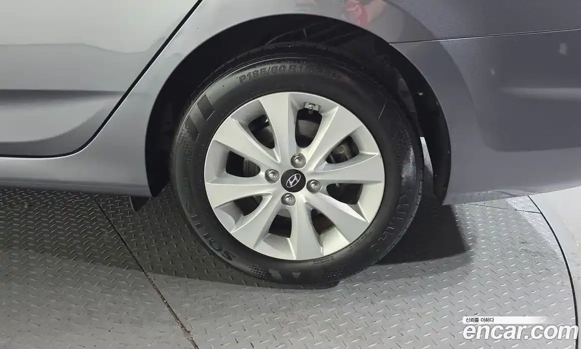 Hyundai Accent 2016 1.4 гидро в Москве № 2050015, фото 7