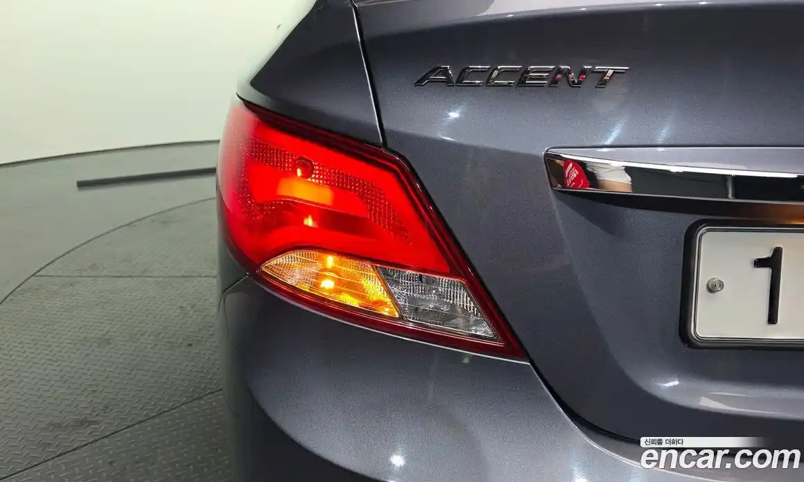 Hyundai Accent 2016 1.4 гидро в Москве № 2050015, фото 9