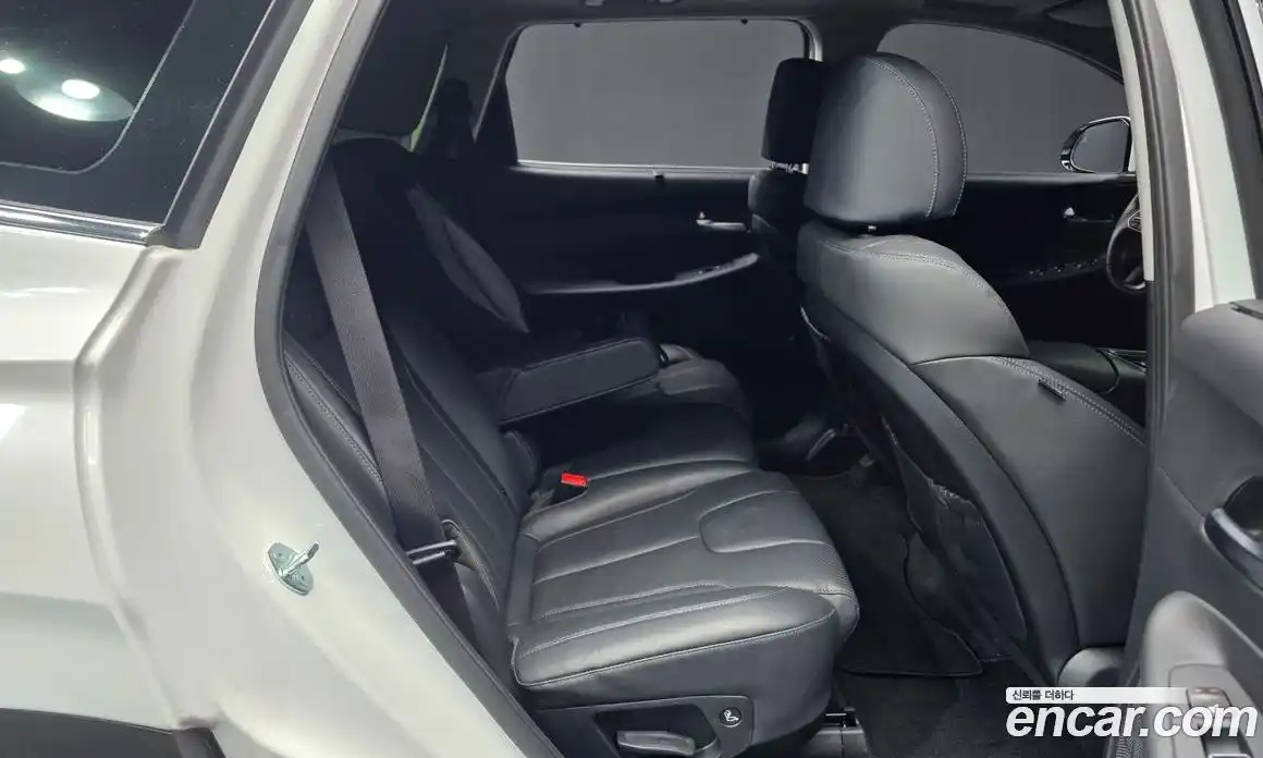 Hyundai Santa Fe 2022 2.5 гидро в Москве № 2050231, фото 18