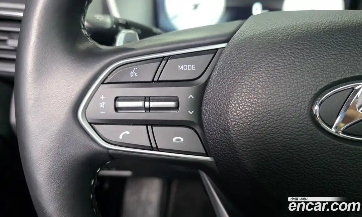 Hyundai Santa Fe 2022 2.5 гидро в Москве № 2050231, фото 33