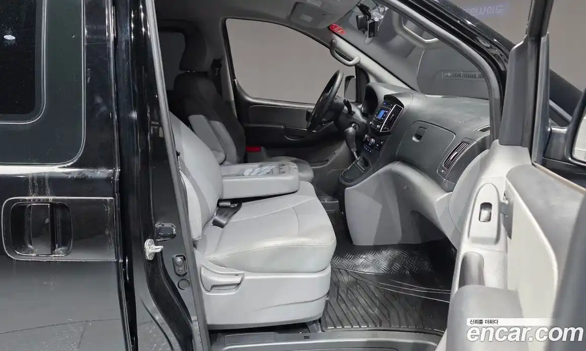 Hyundai Starex 2019 2.5 гидро в Москве № 2050257, фото 11