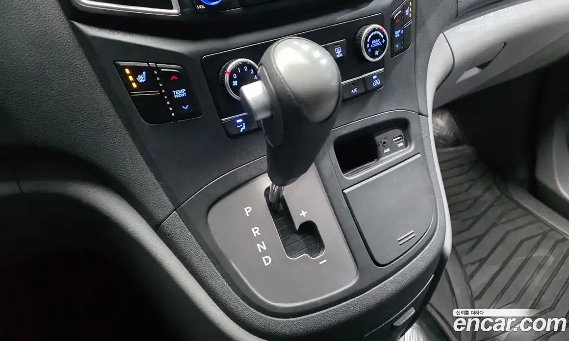 Hyundai Starex 2019 2.5 гидро в Москве № 2050257, фото 9