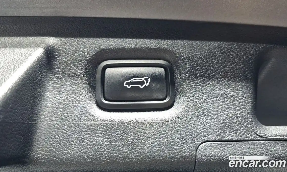 Hyundai Santa Fe 2022 2.2 гидро в Москве № 2050317, фото 26