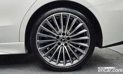 Mercedes-Benz C-Class 2023 2.0 гидро в Москве № 2050422, миниатюра 7