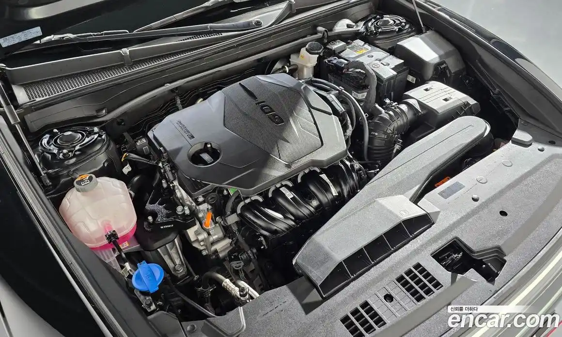 Hyundai Grandeur 2023 2.5 гидро в Москве № 2050427, фото 6