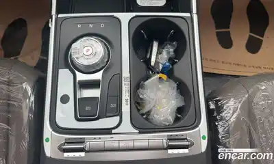 Kia Canival 2026 1.6 гидро в Москве № 2050539, миниатюра 4
