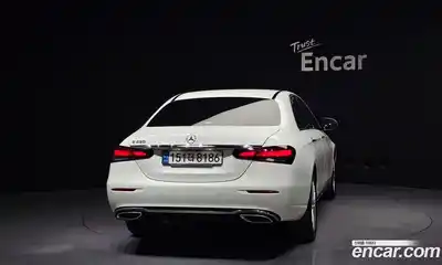 Mercedes-Benz E-Class 2021 2.0 гидро в Москве № 2050720, миниатюра 4