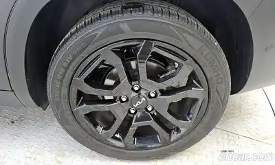 Kia Seltos 2022 1.6 гидро в Москве № 2050796, миниатюра 7