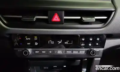 Kia Seltos 2024 1.6 гидро в Москве № 2050888, миниатюра 12