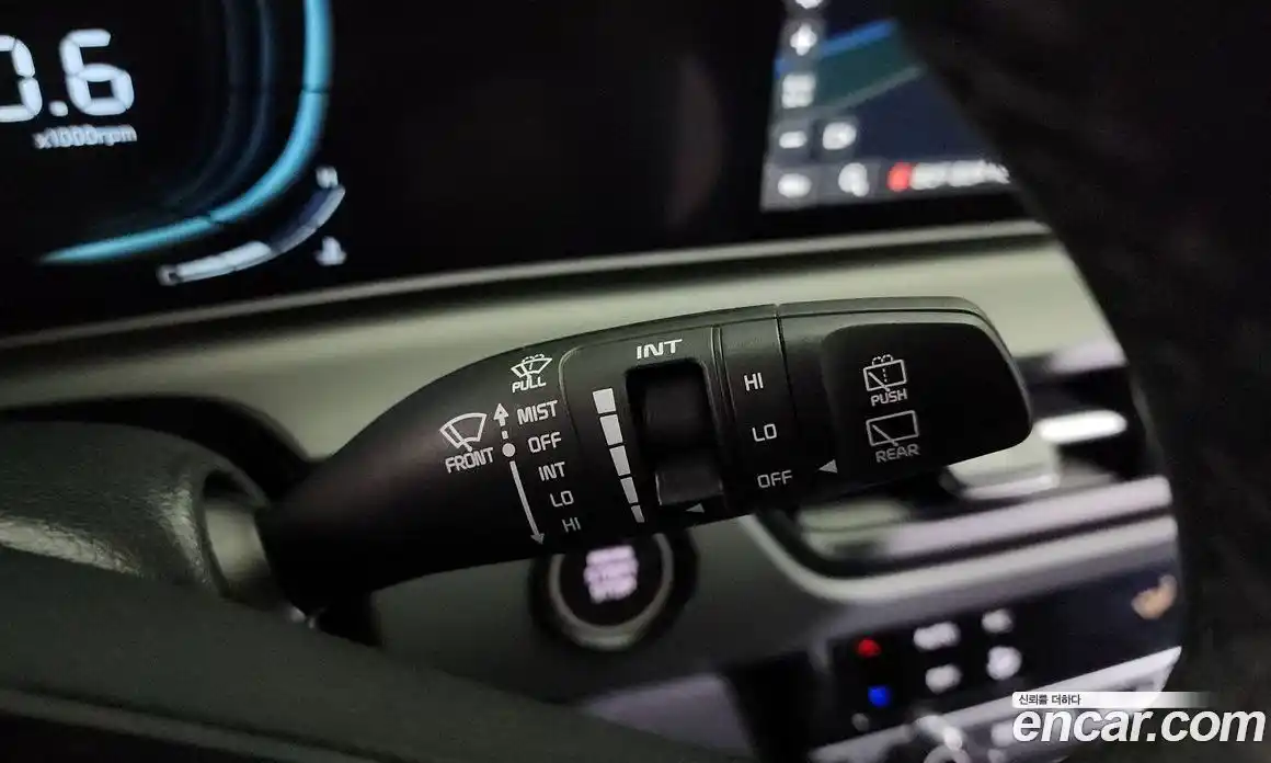 Kia Seltos 2024 1.6 гидро в Москве № 2050888, фото 20