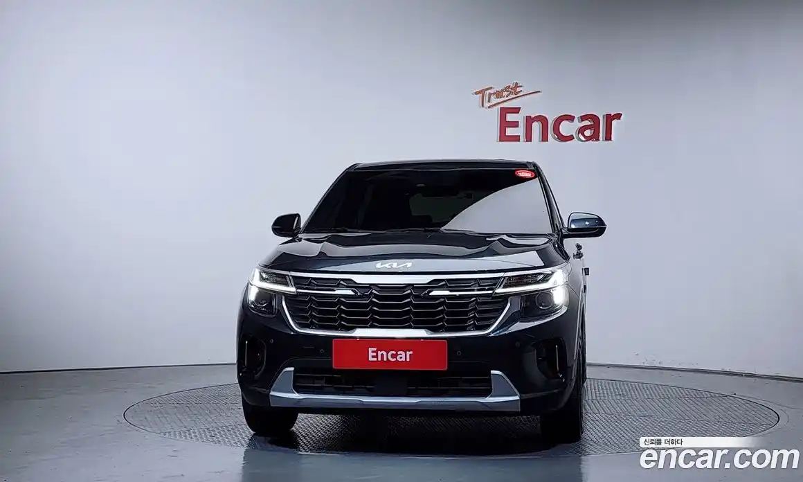 Kia Seltos 2024 1.6 гидро в Москве № 2050888, фото 3