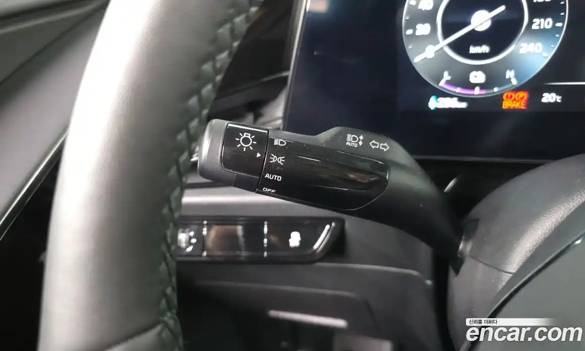 Kia Niro 2023 0.2 гидро в Москве № 2050895, фото 24