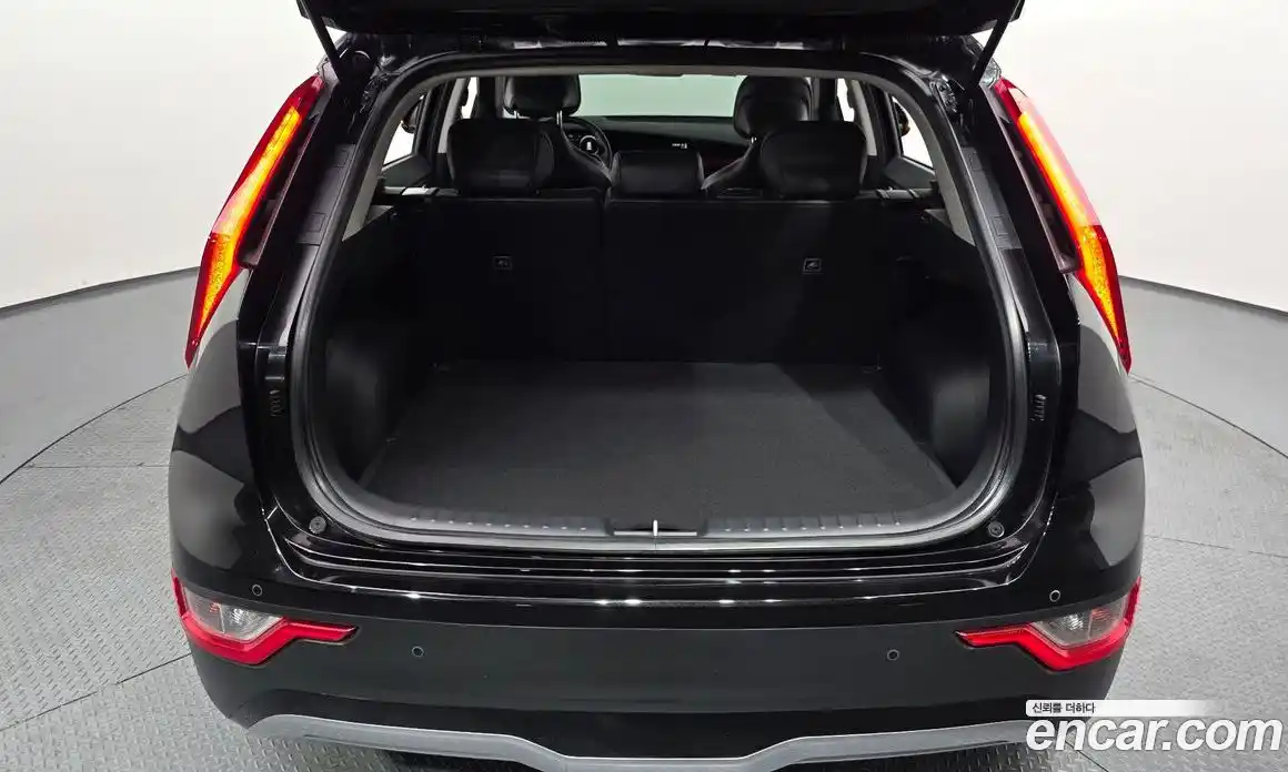 Kia Niro 2023 0.2 гидро в Москве № 2050895, фото 30