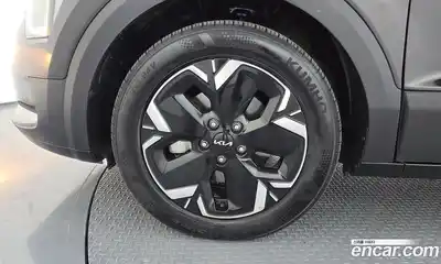 Kia Niro 2023 0.2 гидро в Москве № 2050895, миниатюра 5