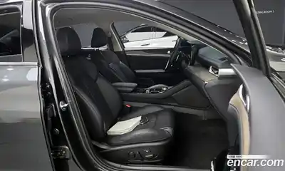 Kia K5 2022 2.0 гидро в Москве № 2050896, миниатюра 11