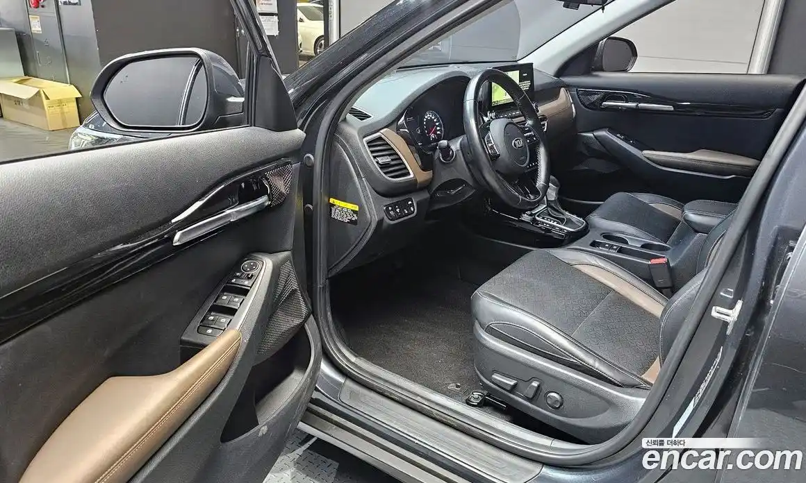 Kia Seltos 2020 1.6 гидро в Москве № 2050927, фото 13