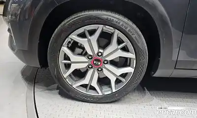 Kia Seltos 2020 1.6 гидро в Москве № 2050927, миниатюра 5