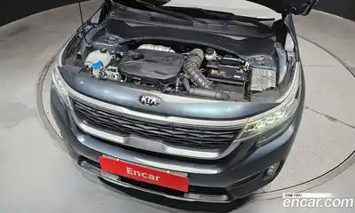 Kia Seltos 2020 1.6 гидро в Москве № 2050927, миниатюра 6