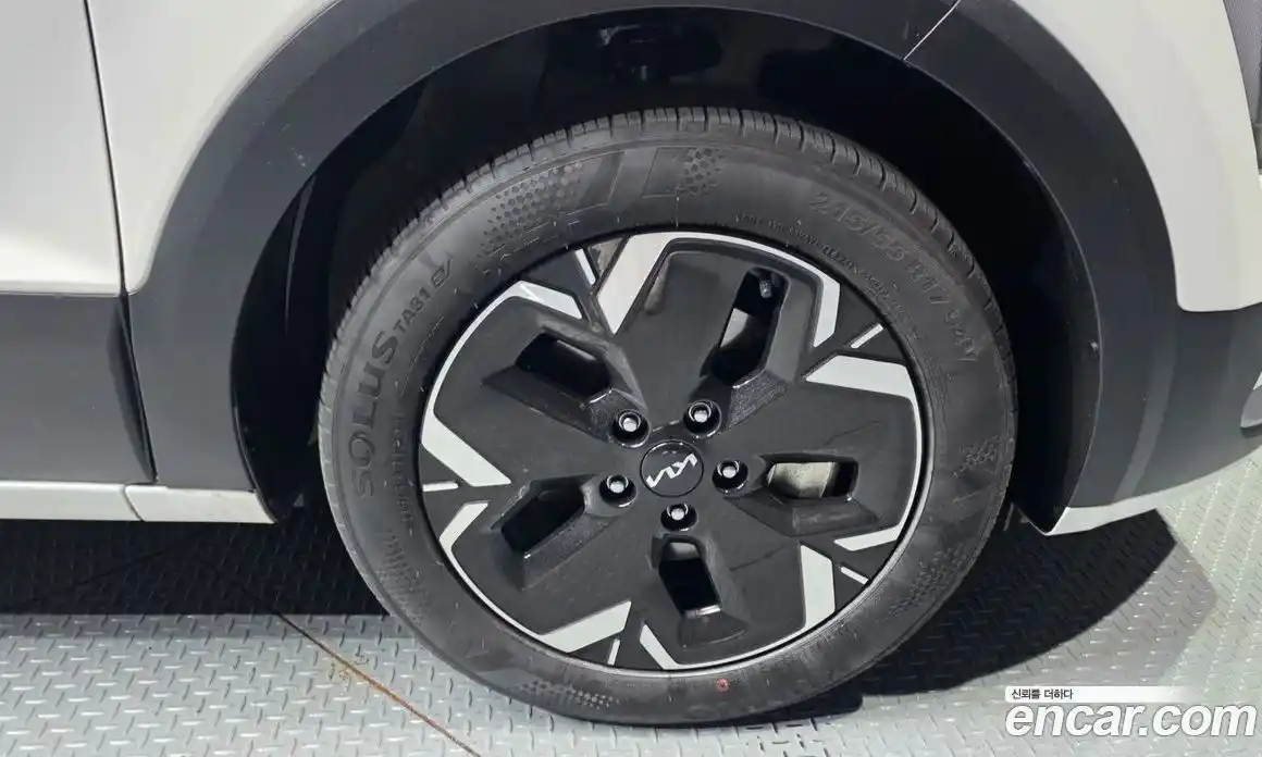 Kia Niro 2024 0.2 гидро в Москве № 2050940, фото 7
