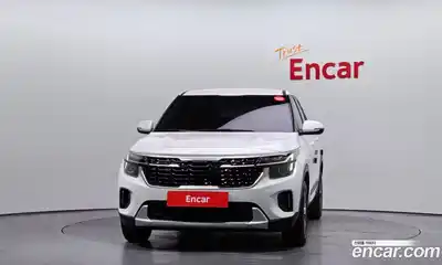 Kia Seltos 2023 1.6 гидро в Москве № 2050944, миниатюра 3