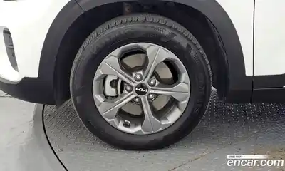Kia Seltos 2023 1.6 гидро в Москве № 2050944, миниатюра 5
