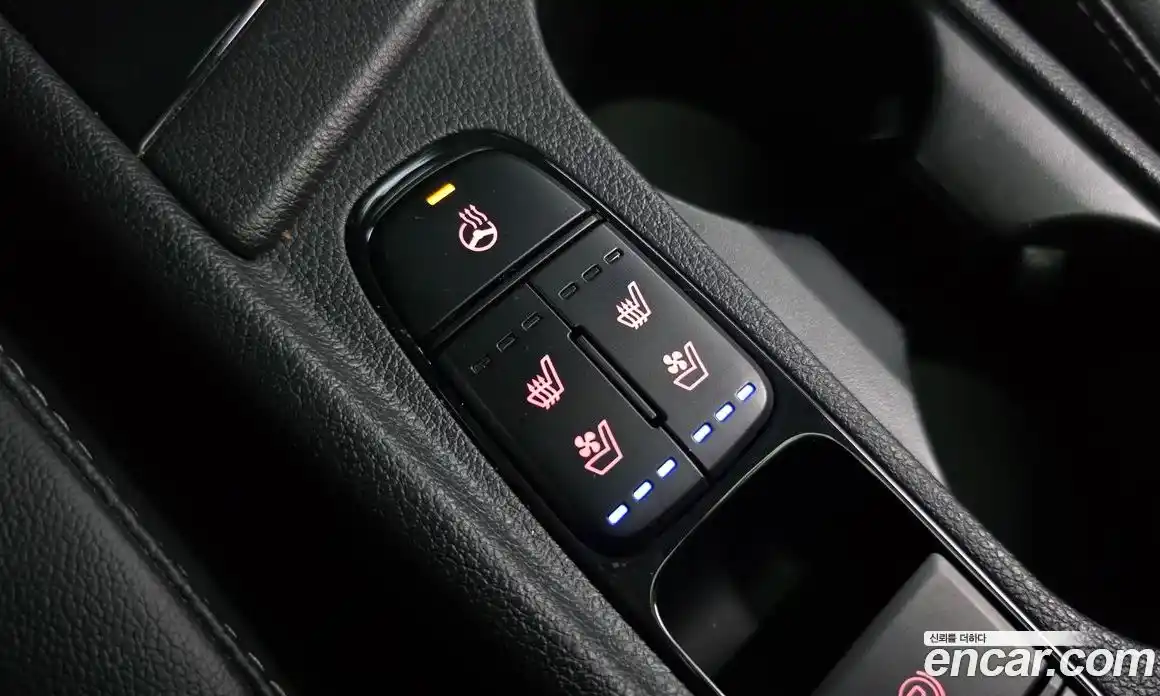 Kia Niro 2021 1.6 гидро в Москве № 2051370, фото 24