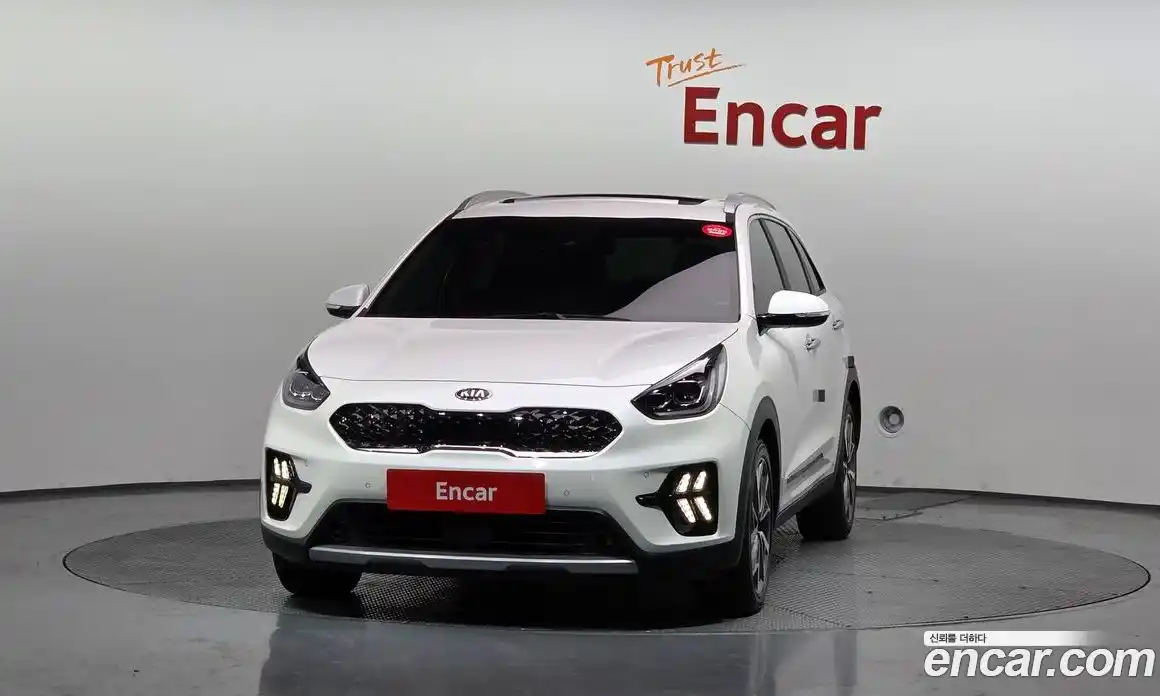 Kia Niro 2021 1.6 гидро в Москве № 2051370, фото 3