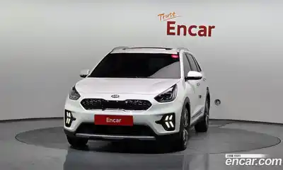 Kia Niro 2021 1.6 гидро в Москве № 2051370, миниатюра 3