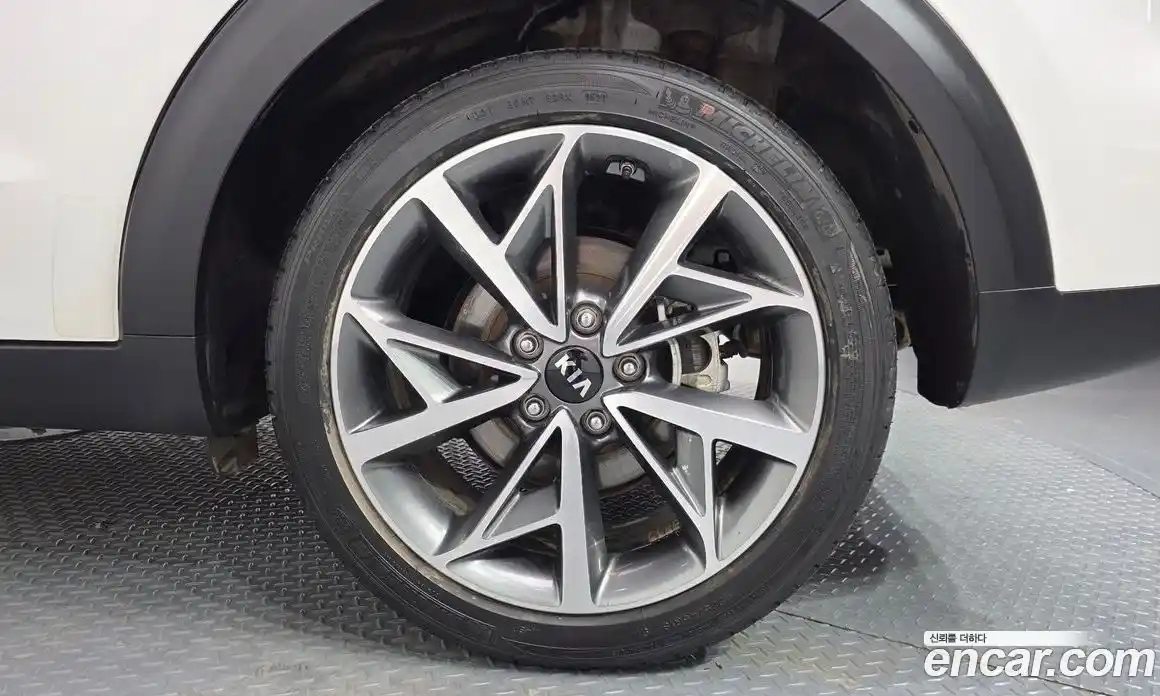 Kia Niro 2021 1.6 гидро в Москве № 2051370, фото 7