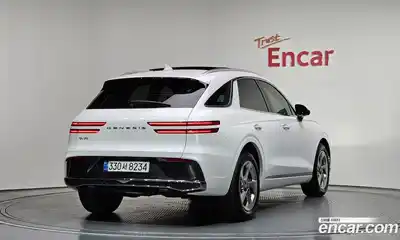 Genesis GV70 2024 2.5 гидро в Москве № 2051463, миниатюра 2