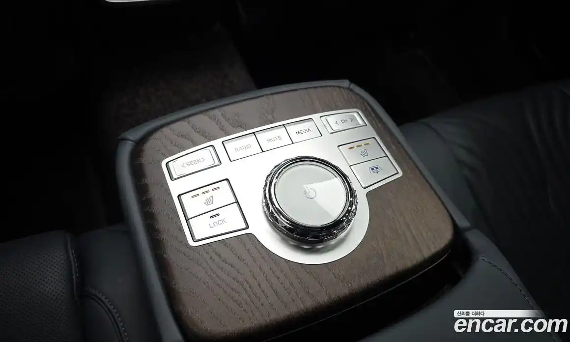 Genesis G80 2023 3.5 гидро в Москве № 2051536, фото 19